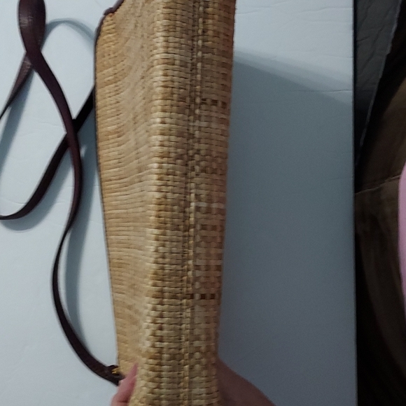 Vintage Etienne Aigner Weave Cloth and Leather Trim Shoulder Purse 7.5inHx11inW. - Picture 3 of 14